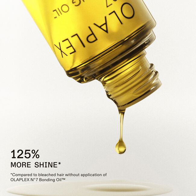 Olaplex No 7 Bonding Oil for repairing damaged hair
Lightweight bonding hair oil for shine and heat protection
Olaplex hair oil bottle for frizz control and smoothness
Professional bonding oil for healthy glossy hair