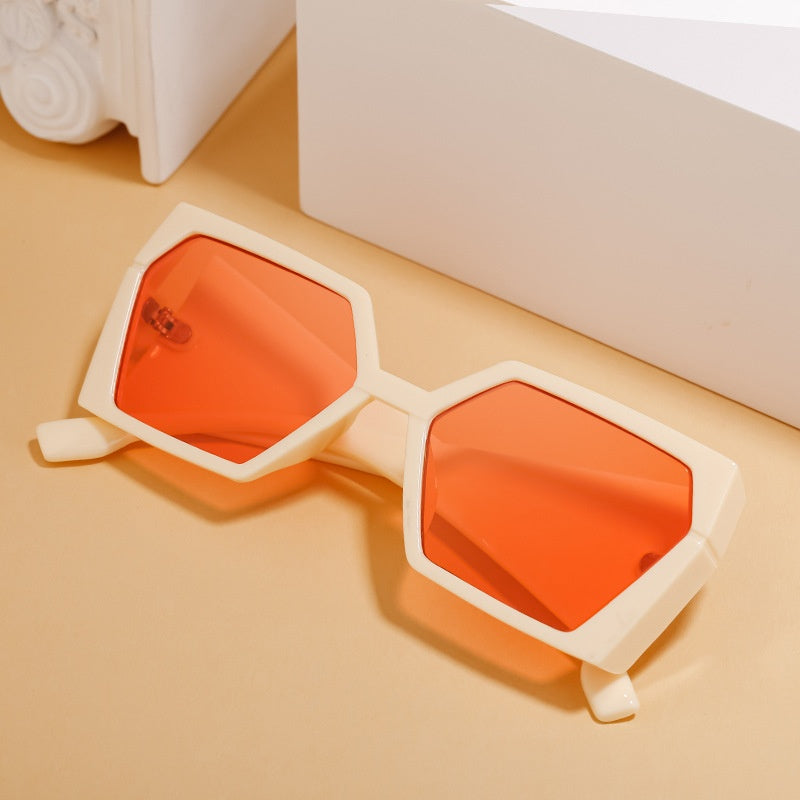 Quadrilateral Sunglasses – Lightweight Trendy Fashion Shades.