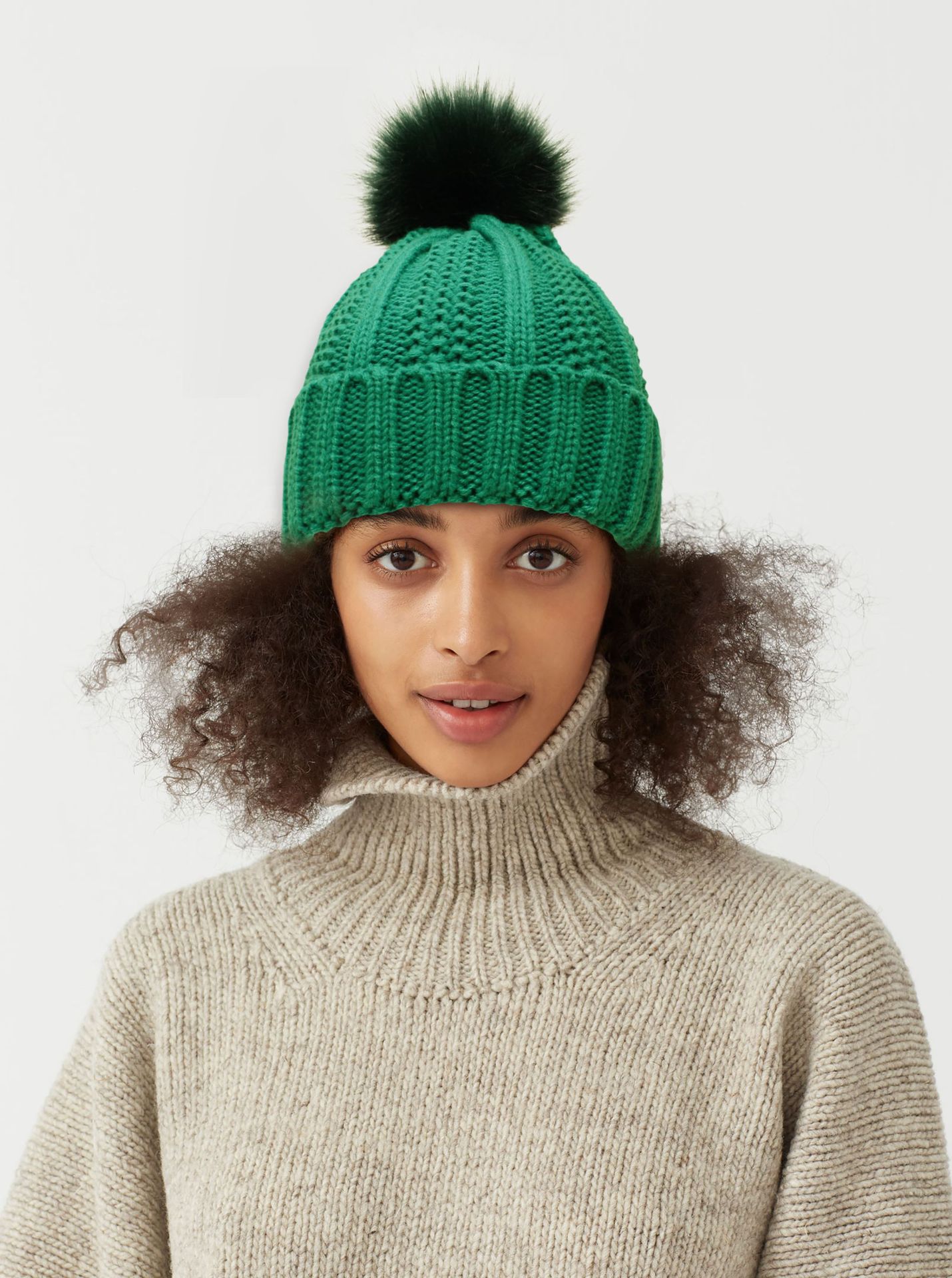 Frizz-Free Satin Lined Winter Hat – Stay Warm Without Damaging Your Hair