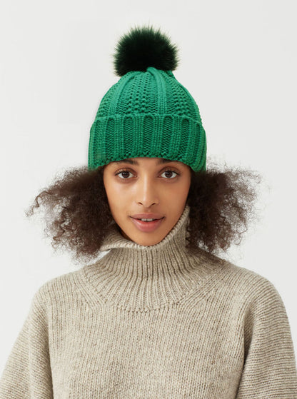 Frizz-Free Satin Lined Winter Hat – Stay Warm Without Damaging Your Hair