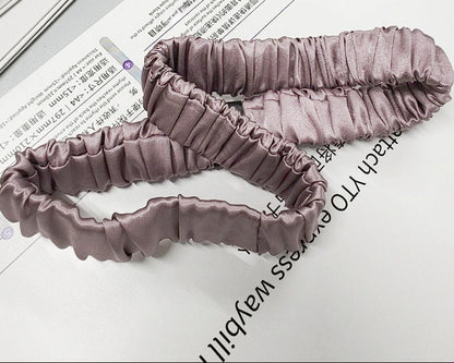 Silk Sports Headband – Non-Slip Wave Hair Band for Skincare & Workout Use.