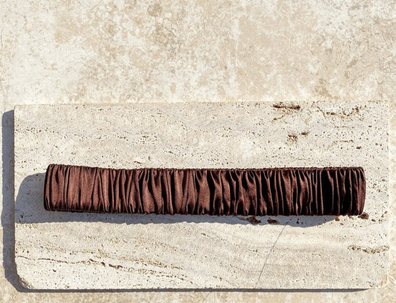 Silk Sports Headband – Non-Slip Wave Hair Band for Skincare & Workout Use.