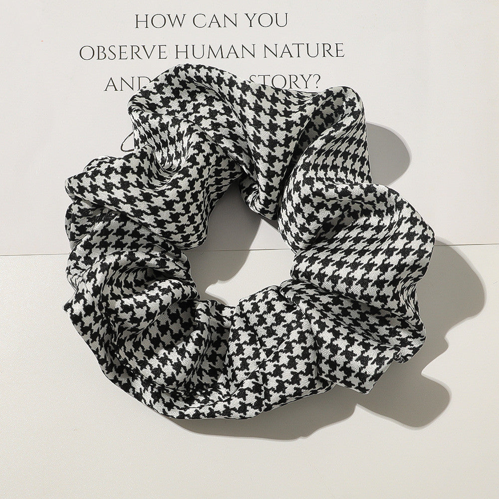 satin chiffon hair ties women handmade scrunchies
korean style hair scrunchies gentle no damage hold
large fabric hair ties elegant ponytail accessory
soft satin hair bands stylish women hair accessories
