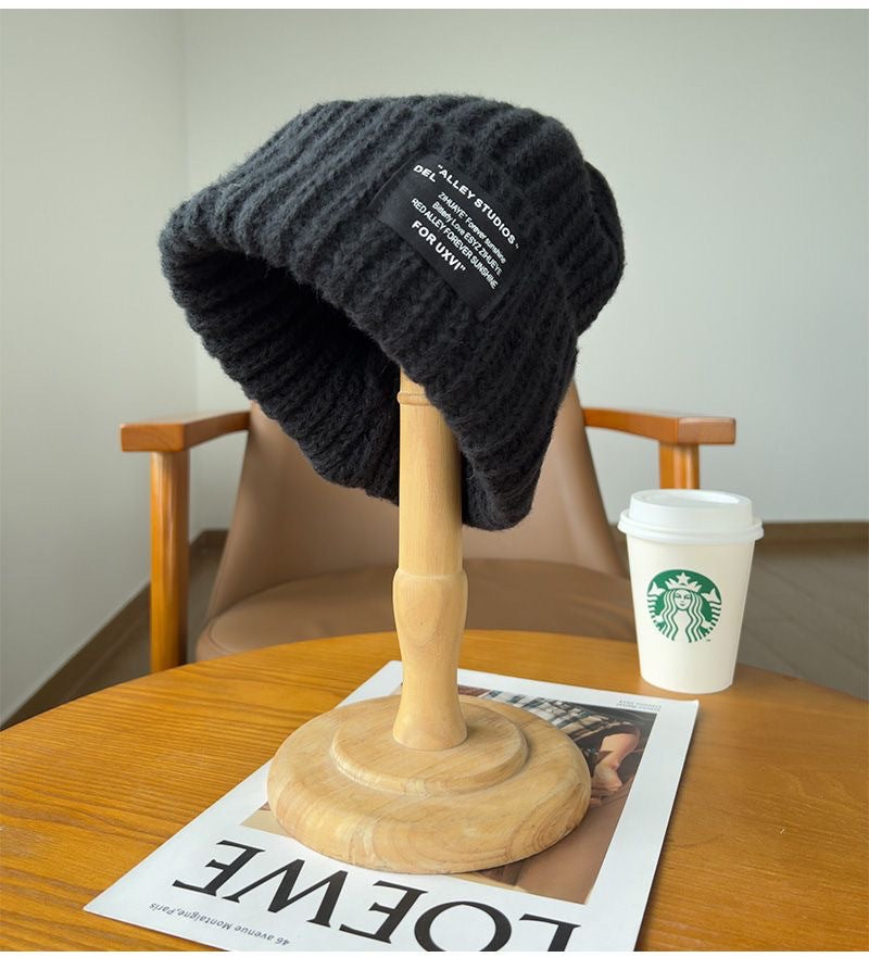 Plush winter hat for women warm soft windproof design
Face slimming wool hat with tall crown stylish fit
Cozy winter cap in multiple colors for cold weather
Soft warm hat protecting from wind and cold outdoors