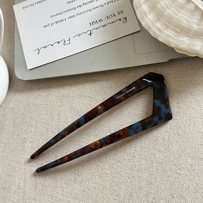 U-Shaped Acetate Hairpin