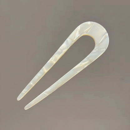 U-shaped hair pin for creating secure bun hairstyles
Women’s acetate hair accessory for updos and twists
Elegant hair pin for quick and easy styling
Strong hold bun maker hair accessory for daily use