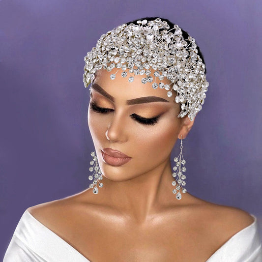 Rhinestone bridal headband with floral handmade design
Elegant silver wedding headpiece with sparkling crystals
Handmade rhinestone hair accessory for brides
Luxury bridal headband with matching earrings option