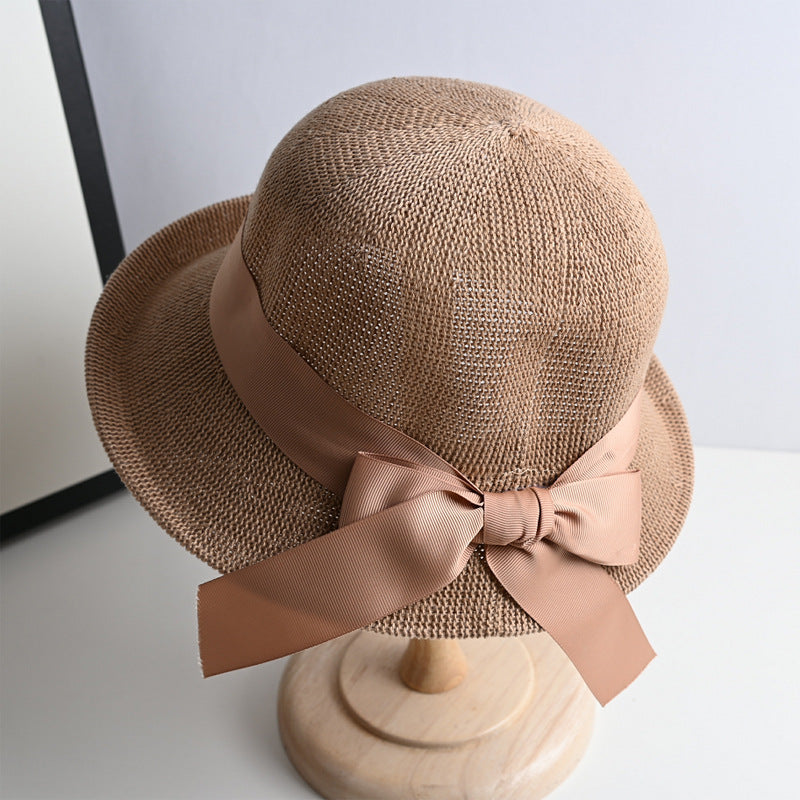 Wide brim straw sun hat for women with breathable summer design
UV protection summer hat with large brim for outdoor wear
Lightweight women’s straw hat for beach and travel use
Fashion sun hat with wide brim for face and neck coverage