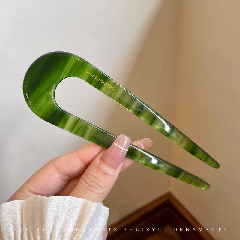 U-shaped hair pin for creating secure bun hairstyles
Women’s acetate hair accessory for updos and twists
Elegant hair pin for quick and easy styling
Strong hold bun maker hair accessory for daily use