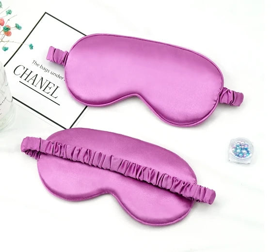 
Travel sleep mask for blocking light and improving sleep