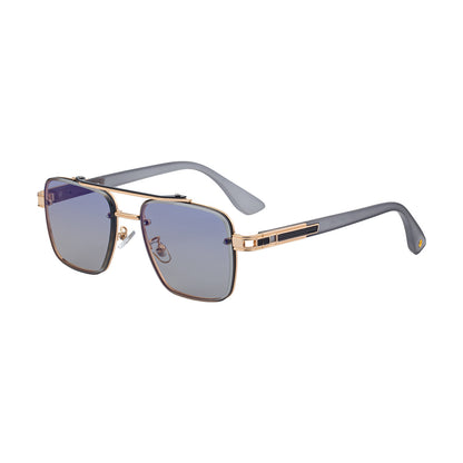 Retro men sunglasses lightweight UV protection vintage style
Stylish male sunglasses casual retro fashion eyewear
Lightweight PC lens sunglasses for men outdoor wear
Trendy retro sunglasses 7 color options for men